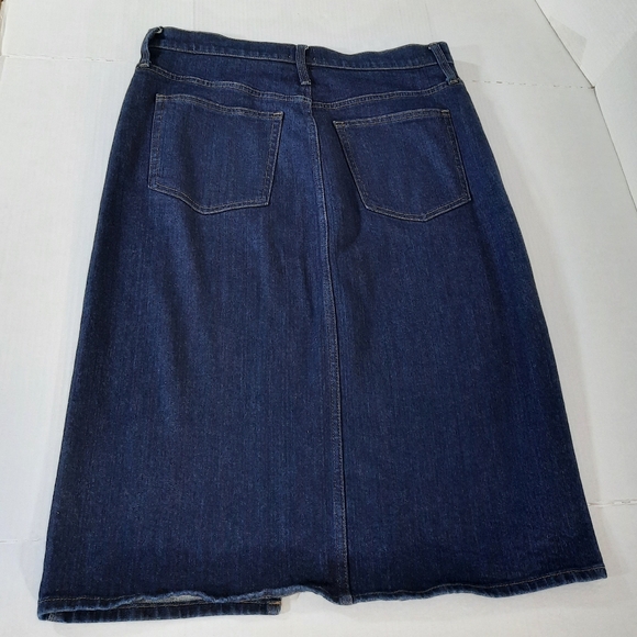 J Crew Dark Rinse Denim Pencil Skirt - Picture 3 of 4